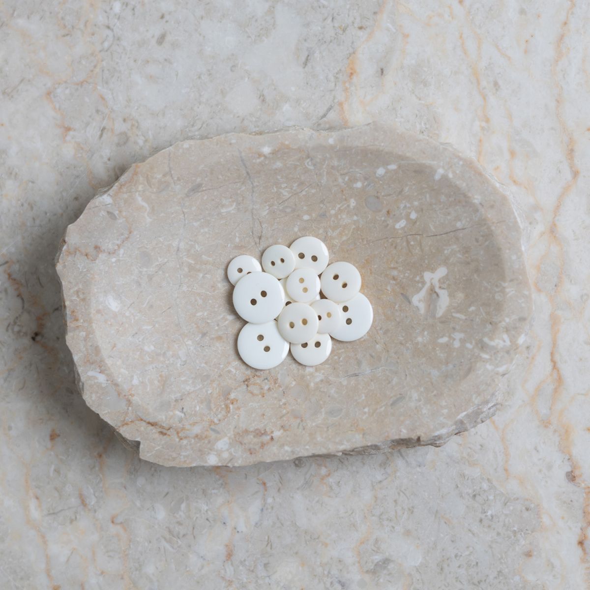 Classic Shine Off-white 15mm | Knoflíky