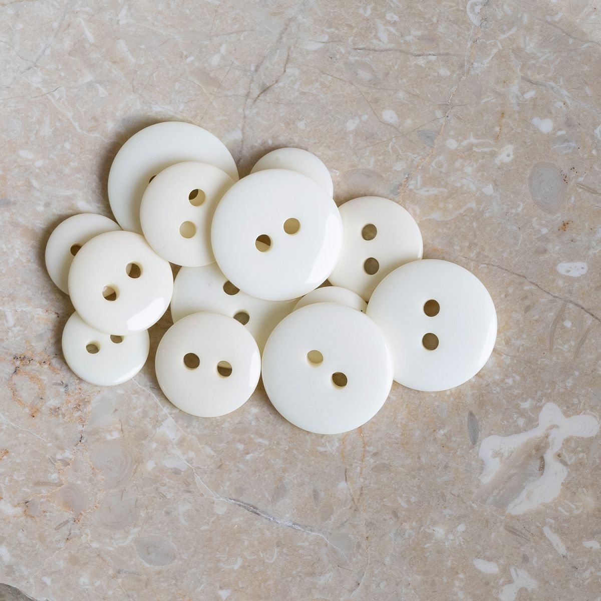 Classic Shine Off-white 15mm | Knoflíky