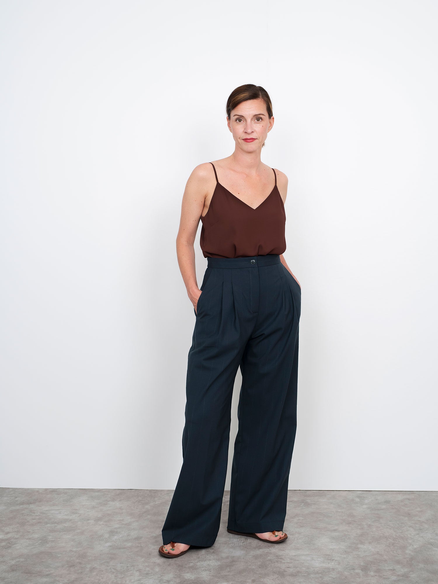 Papírový střih High Waisted Trousers