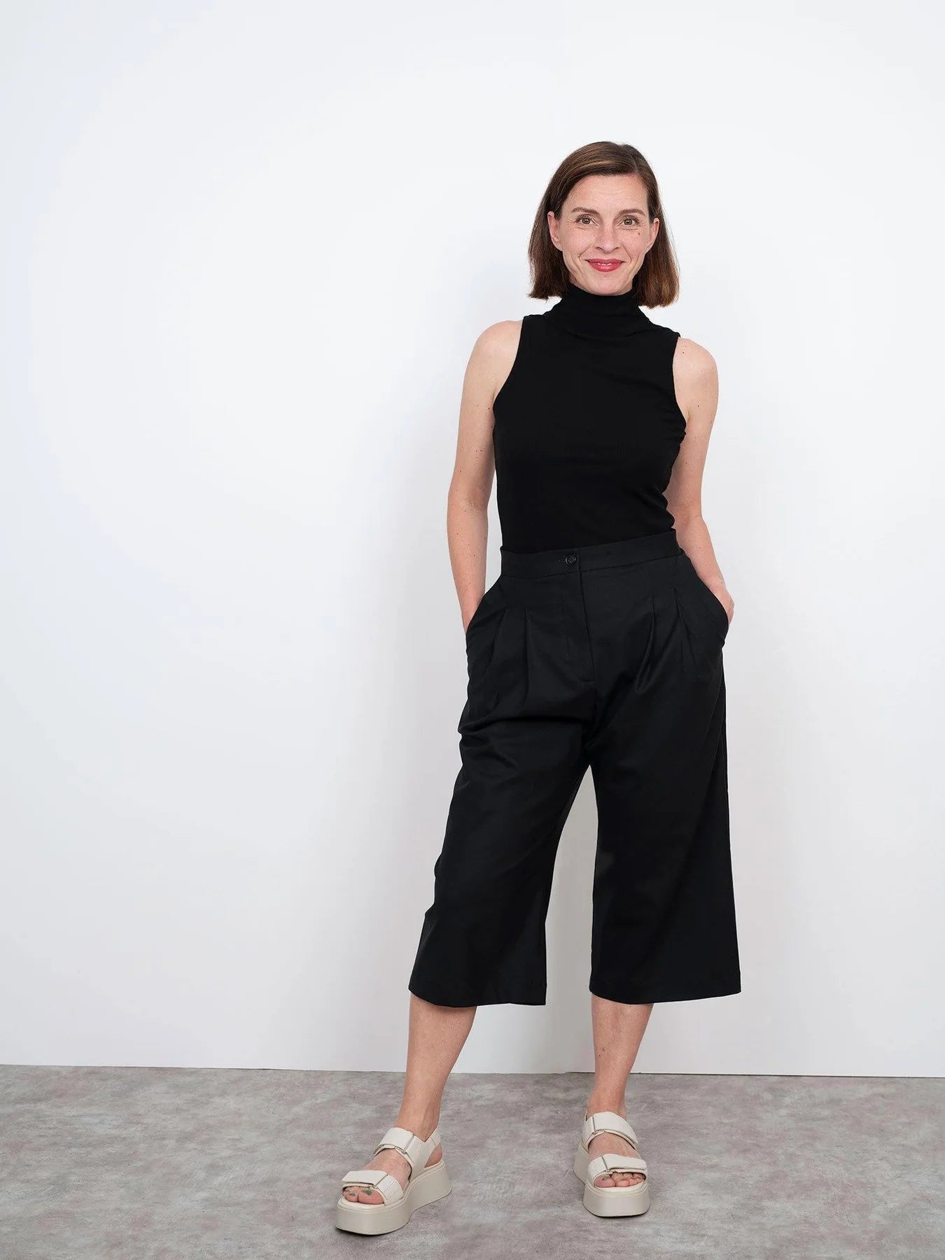 Papírový střih High Waisted Trousers