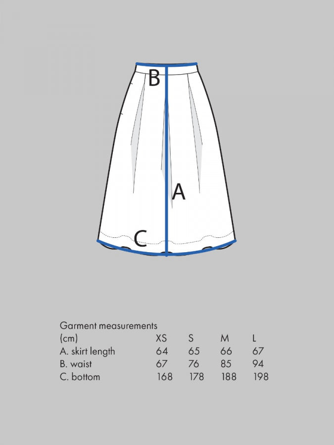 Papírový střih Three pleat skirt