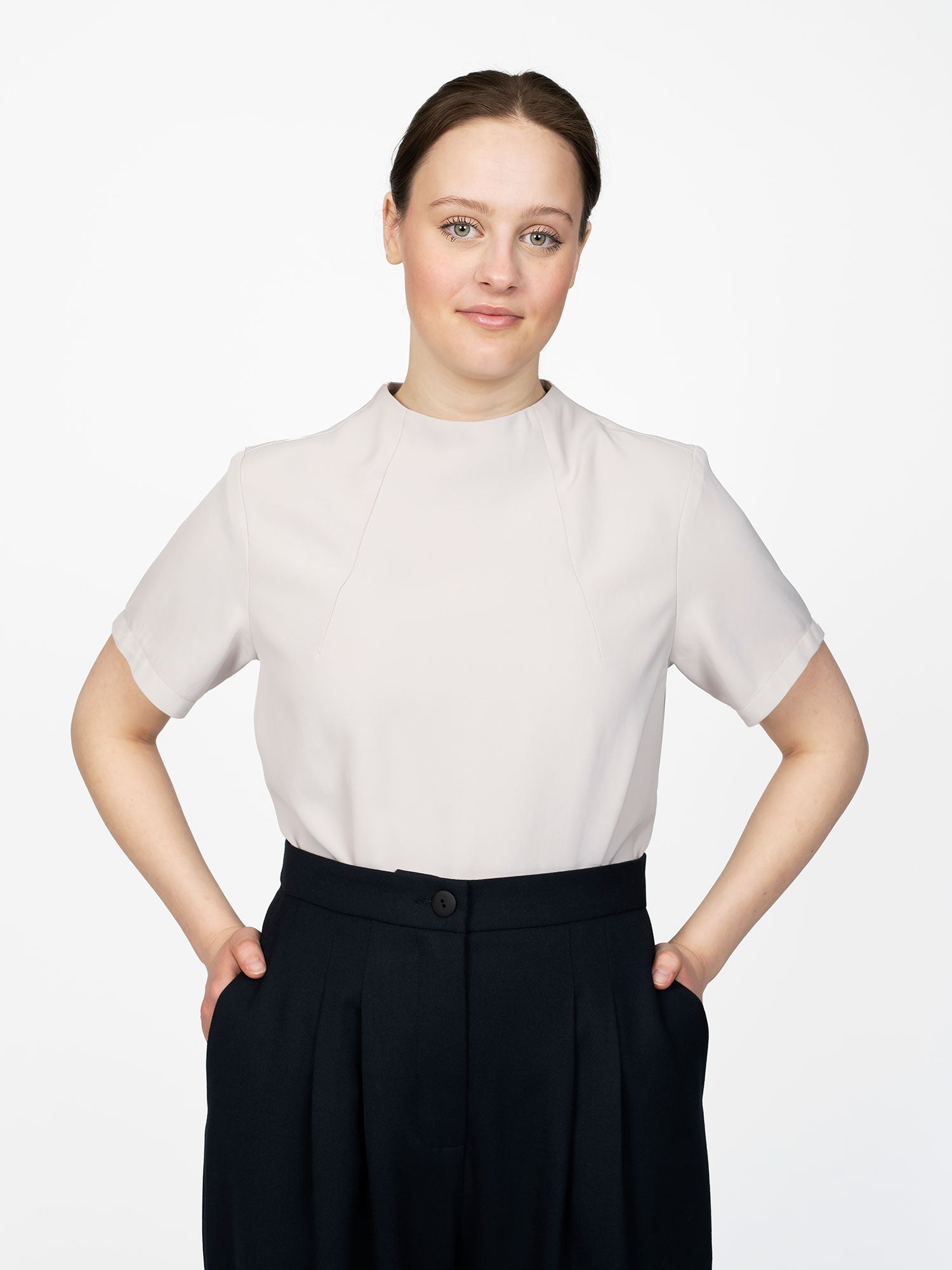 Papírový střih Funnel Neck Top