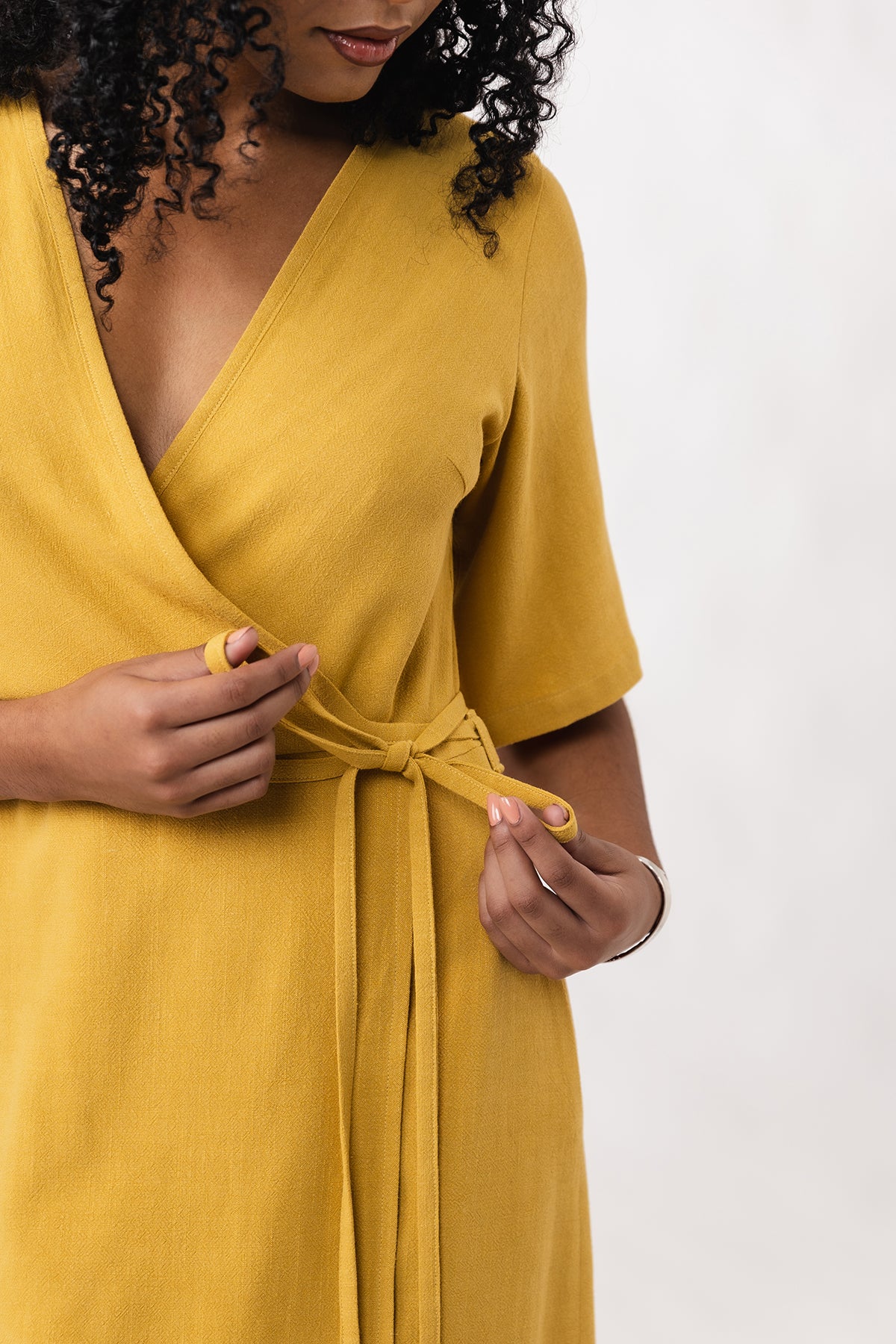 Střih Aaria Mini Wrap Dress | Šaty