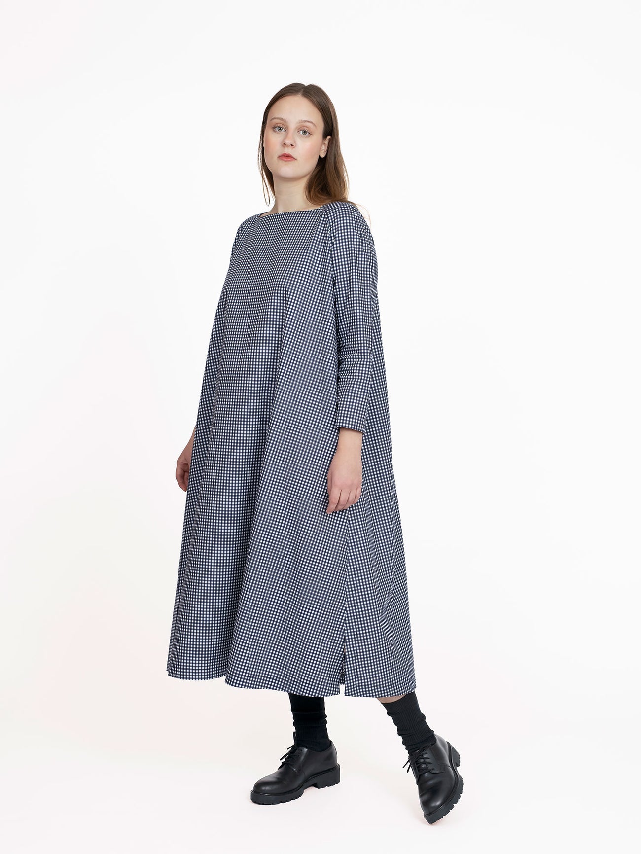 Papírový střih Square Neck Dress | Šaty