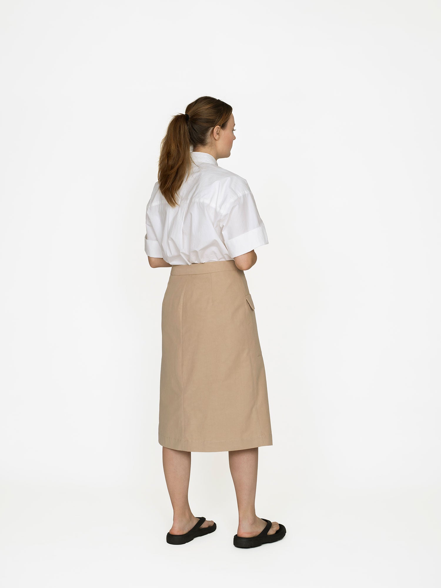 Papírový střih Asymmetric Midi Skirt