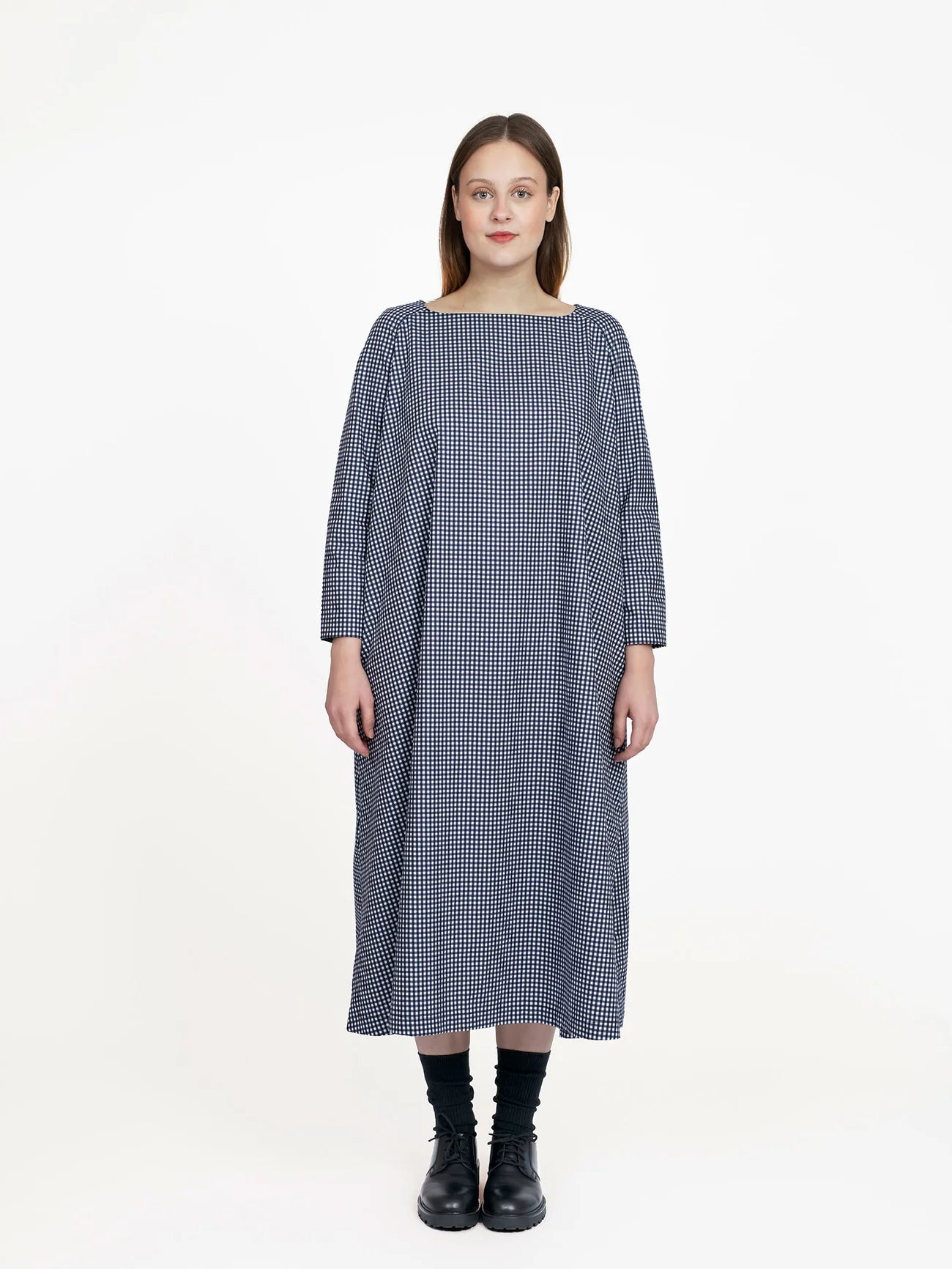 Papírový střih Square Neck Dress | Šaty