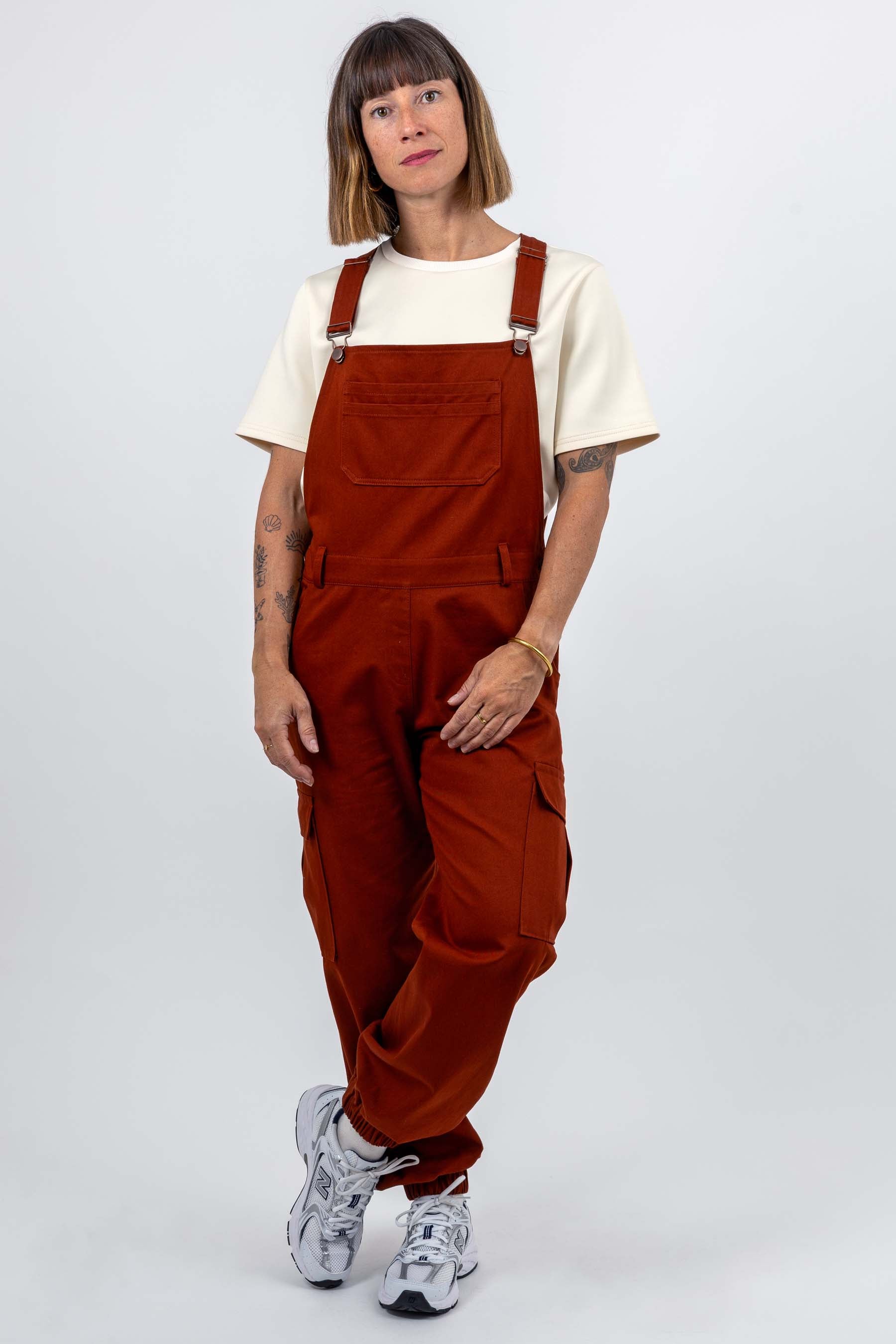 Papírový střih I AM Diamond | Kalhoty s laclem