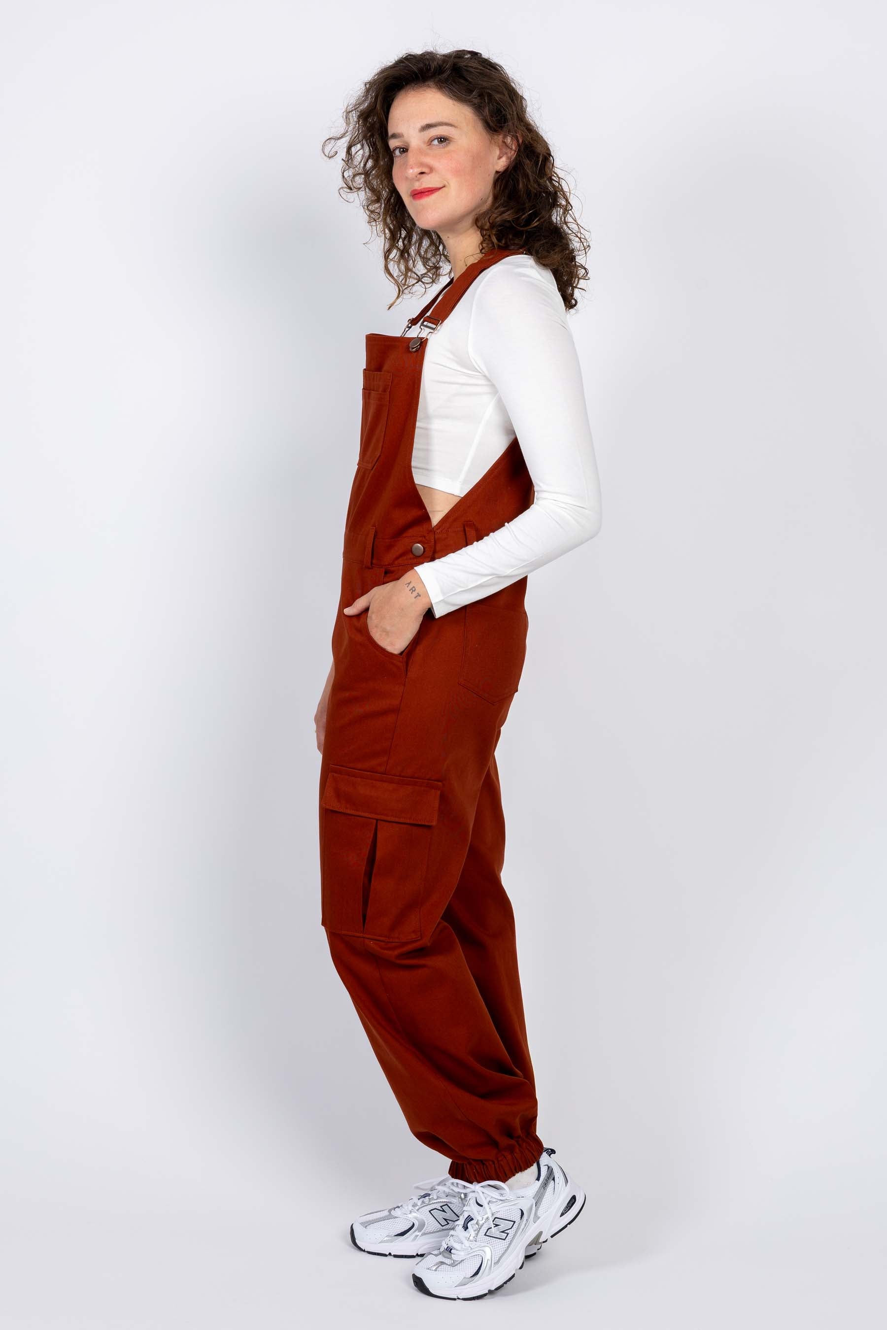 Papírový střih I AM Diamond | Kalhoty s laclem