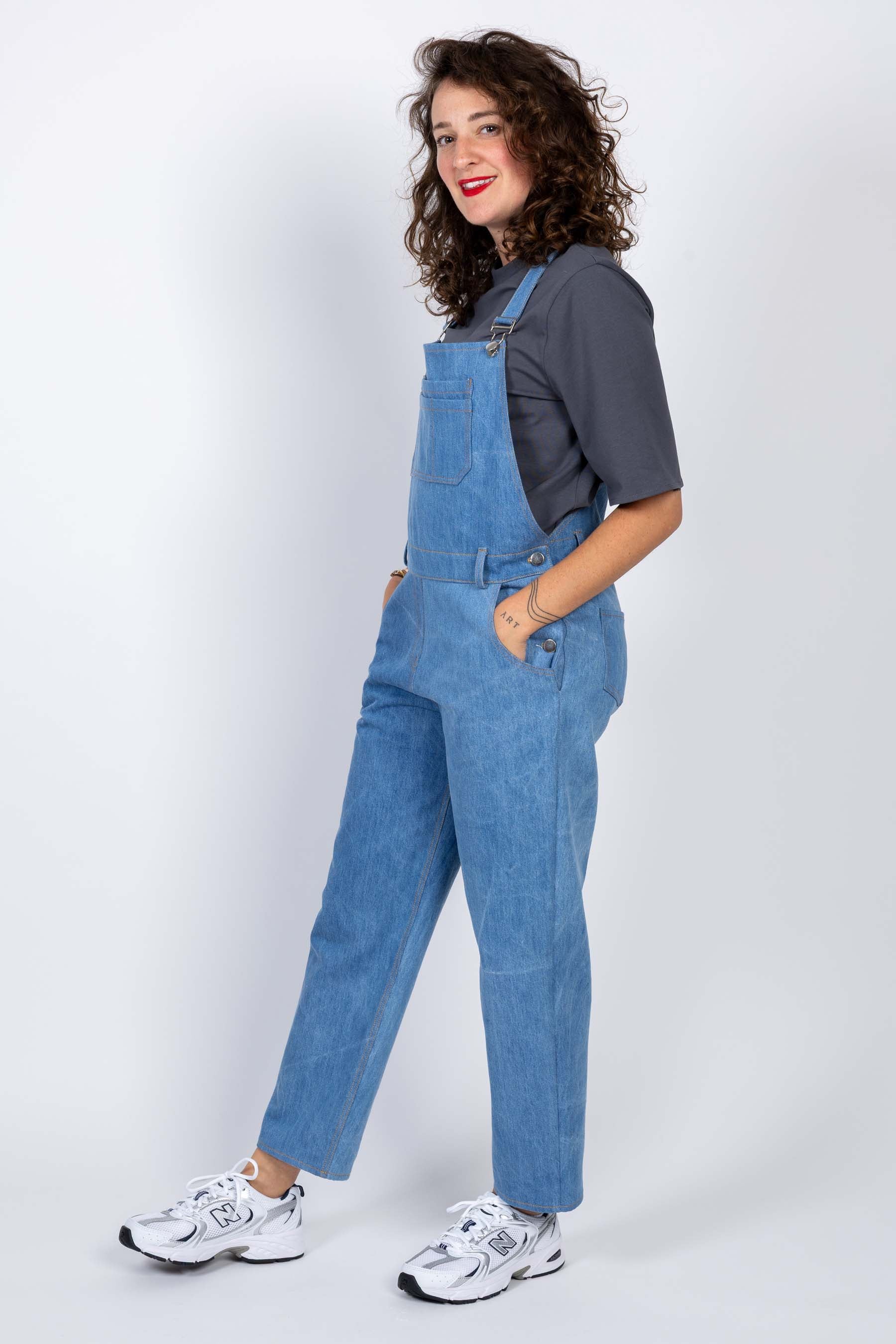 Papírový střih I AM Diamond | Kalhoty s laclem