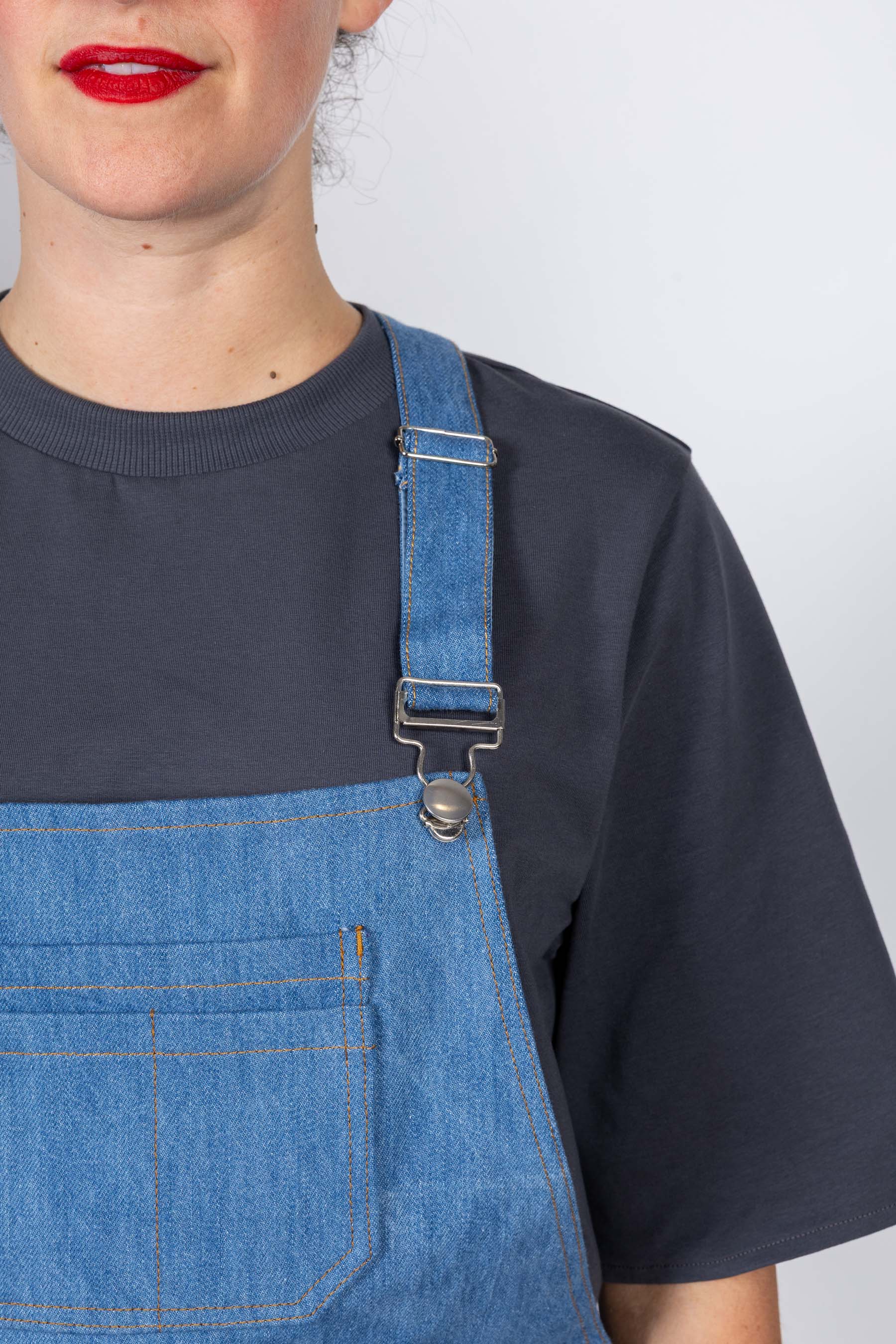 Papírový střih I AM Diamond | Kalhoty s laclem