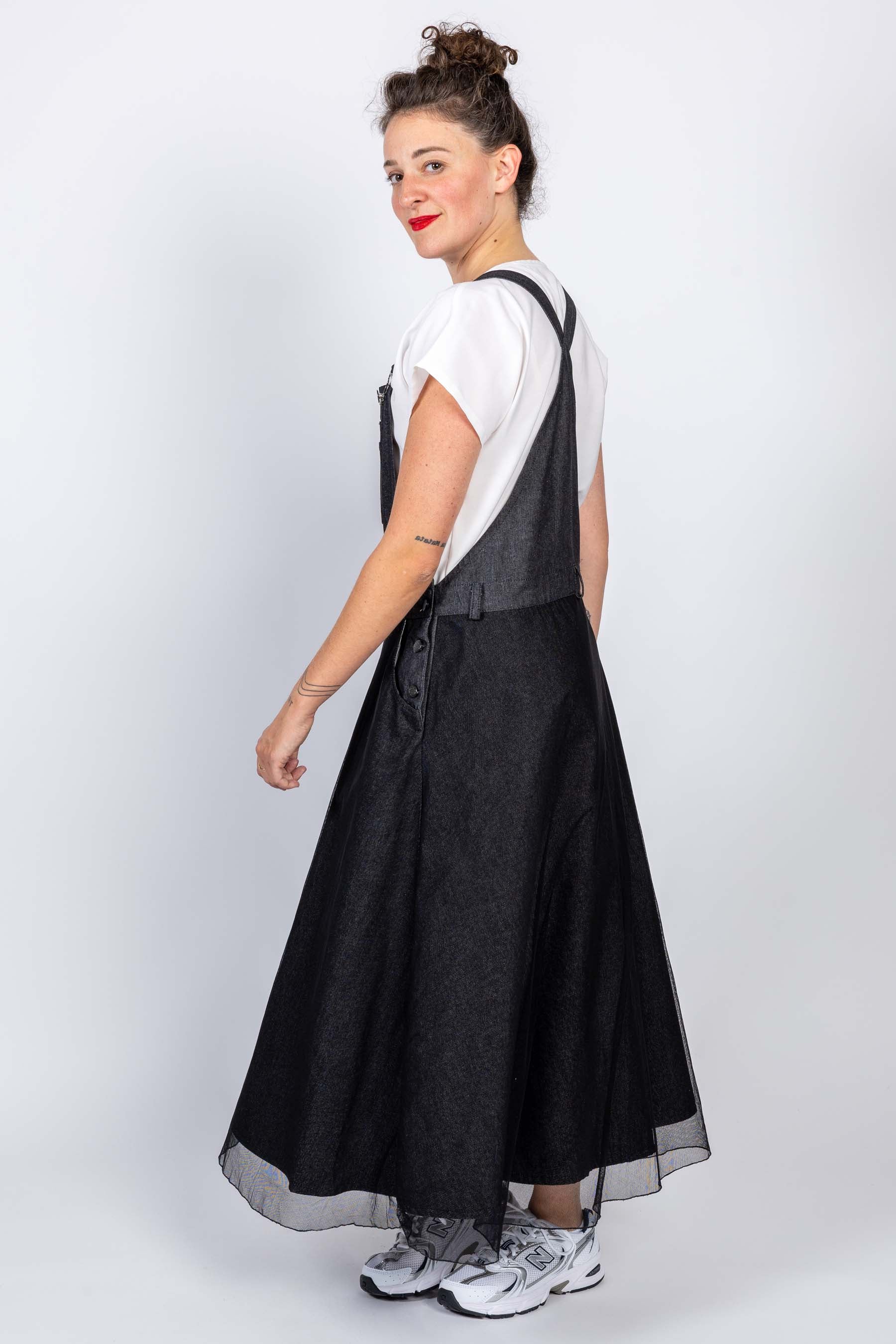 Papírový střih I AM Crystal | Šaty