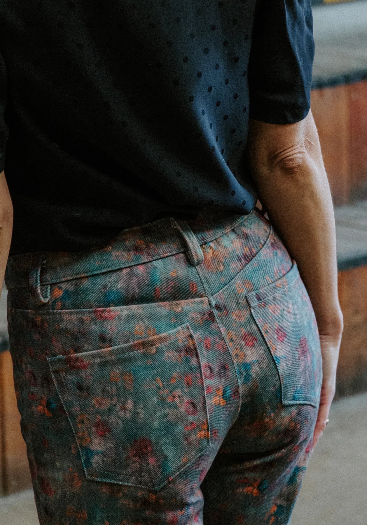 Papírový střih Worn Jeans || Kalhoty