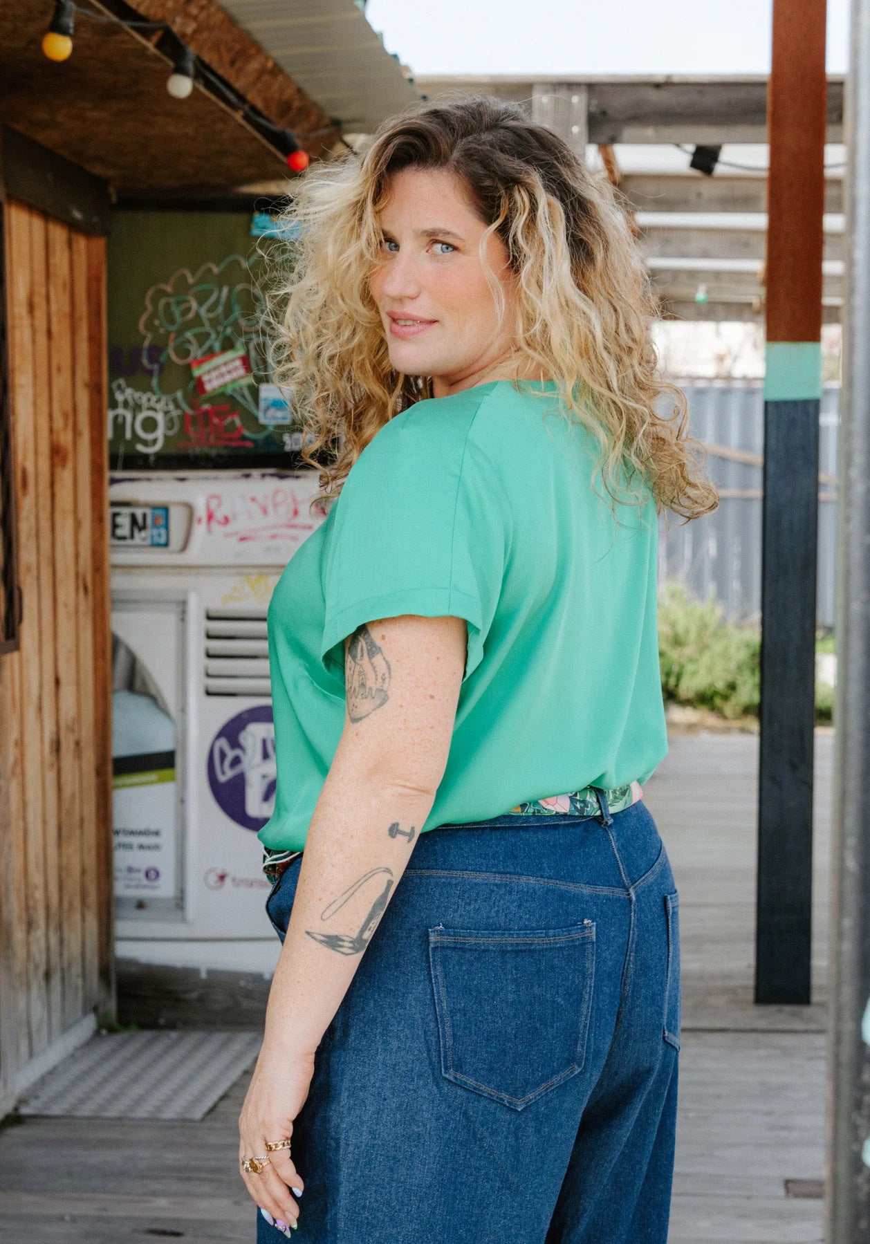 Papírový střih Almost || Halenka