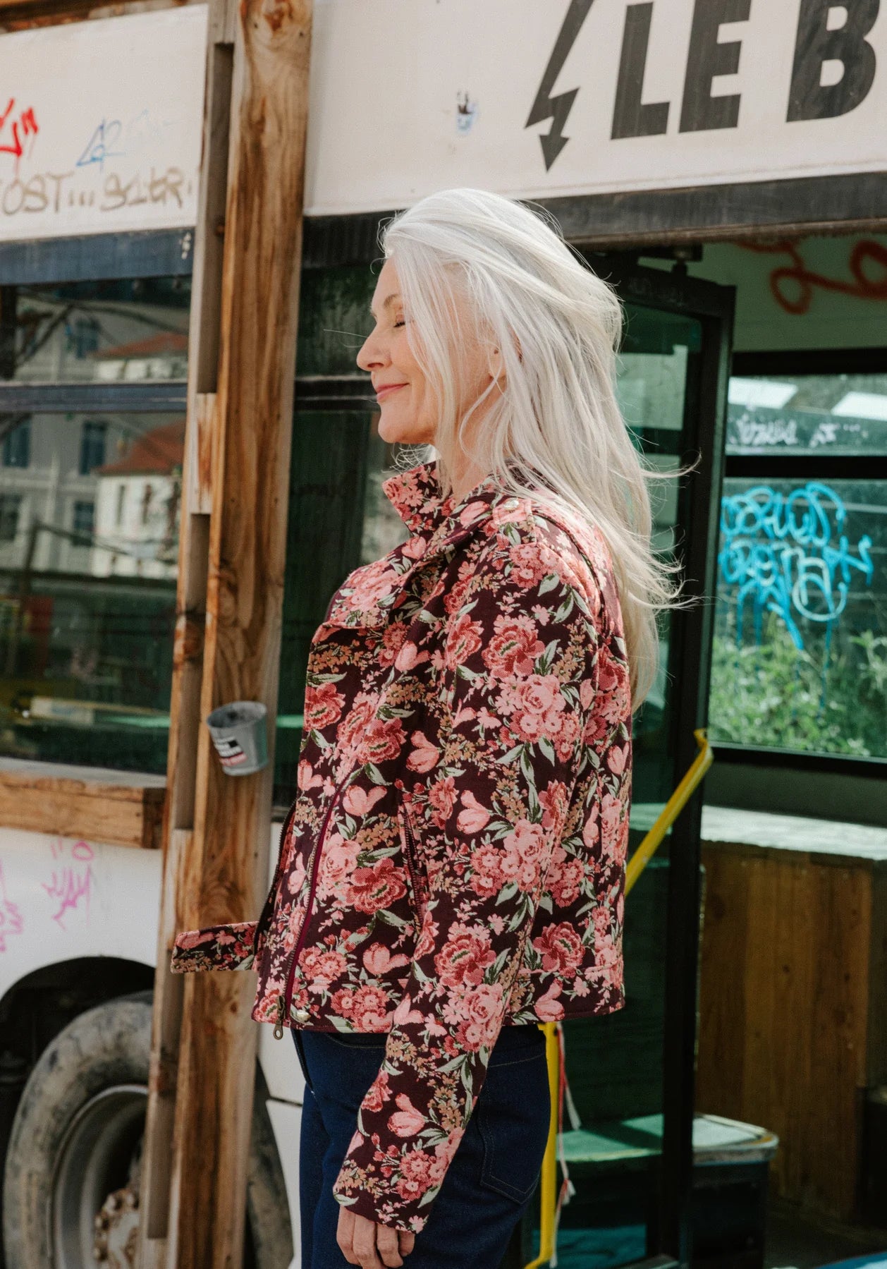 Papírový střih Misfit Perfecto|| Bunda