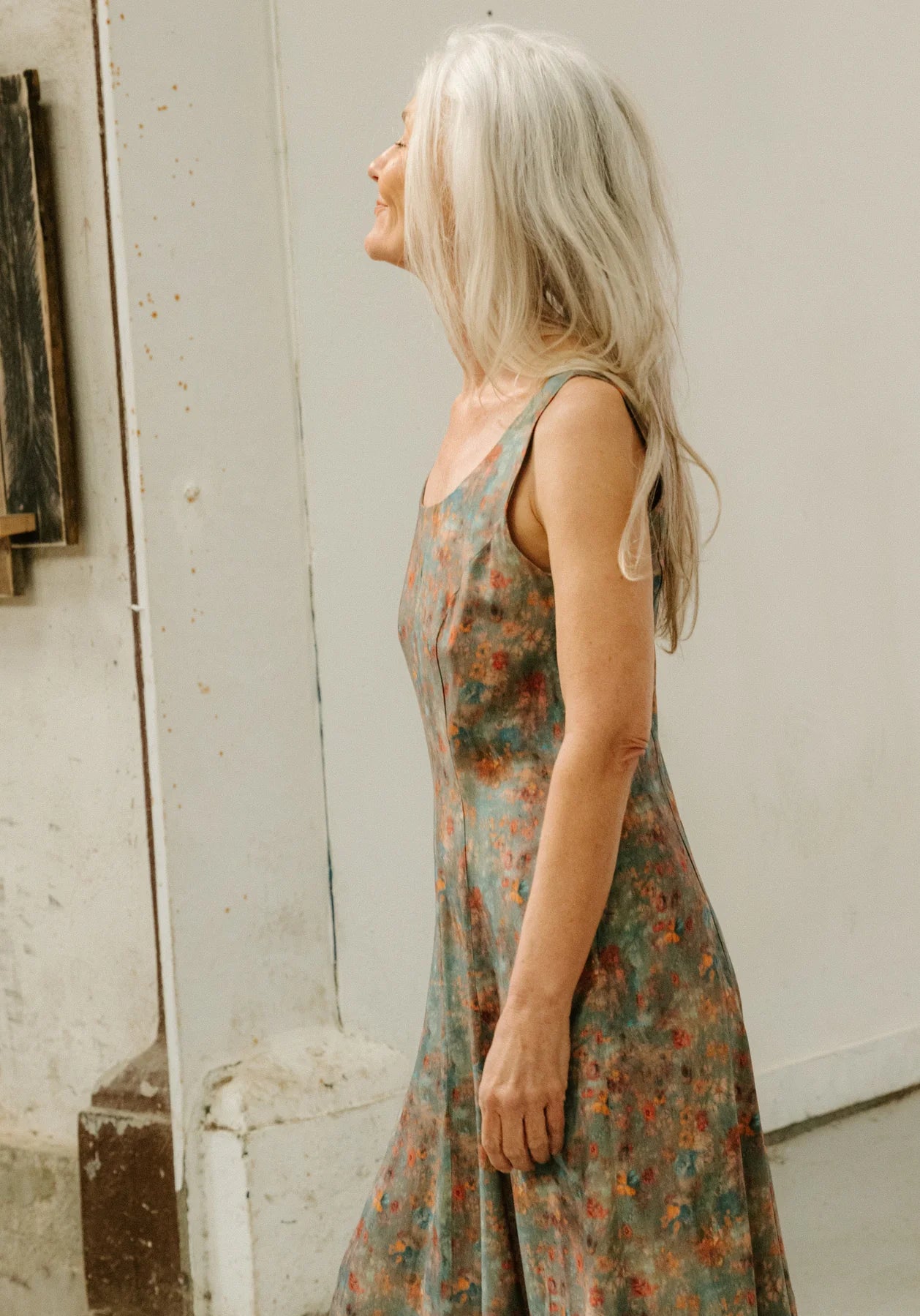 Papírový střih Linger|| Šaty